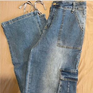Women's Blue Denim Cargo Jeans Medium